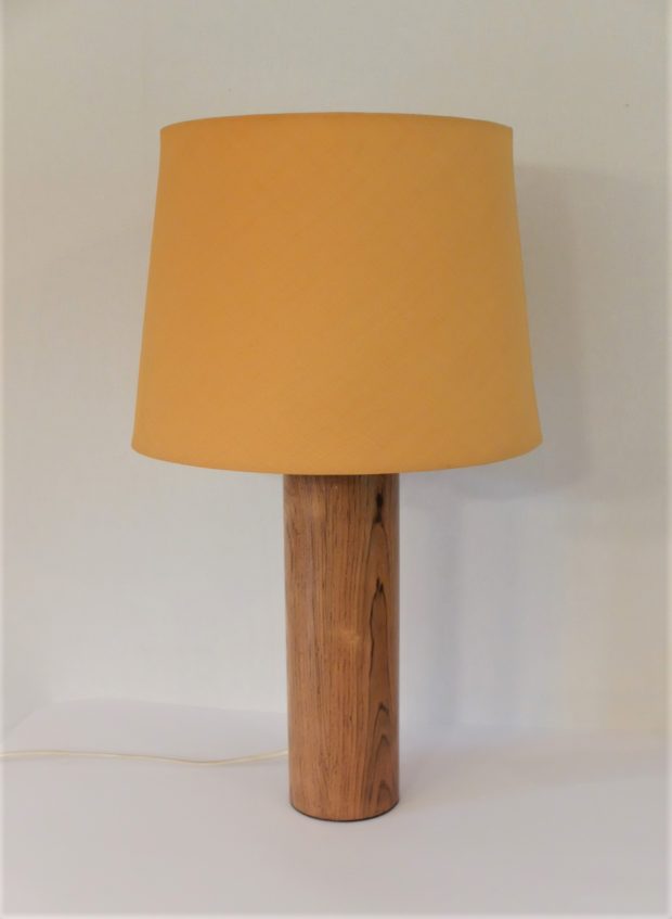 lampe scandinave en palissandre