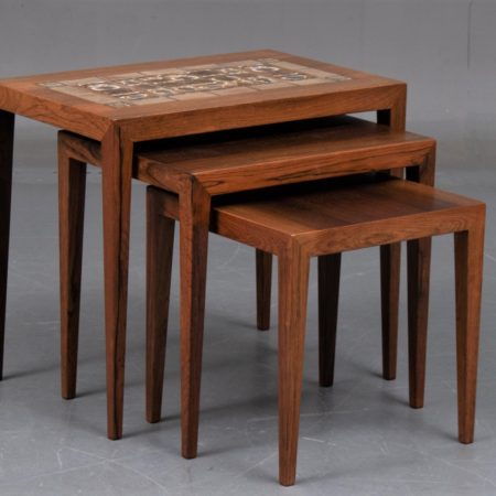 tables gigognes scandinave