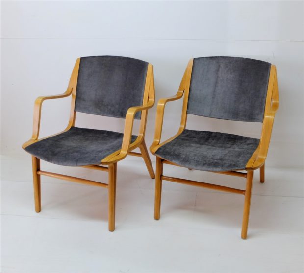 AX chairs
